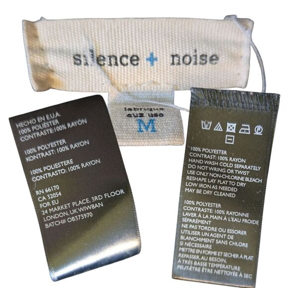 Silence + Noise Black Mesh Plunging Neckline Top - M - Picture 4 of 9